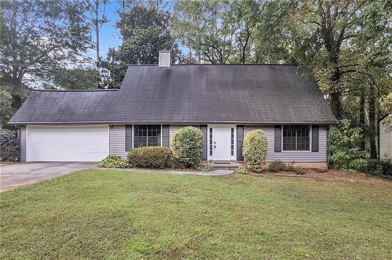 1st image of 3040 Clearbrook Dr