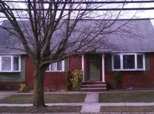 304 Mola Blvd, Elmwood Park, NJ 07407