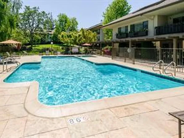 2140 Santa Cruz Ave APT A207, Menlo Park, CA 94025