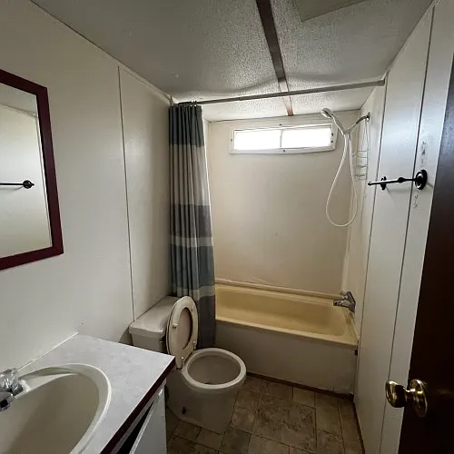 108 Ashley Ave — Photo 5