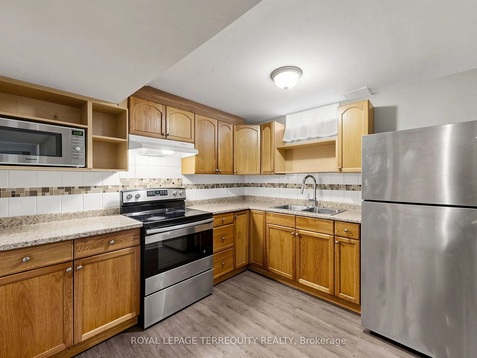 2 bed, $1,800 — Photo 3