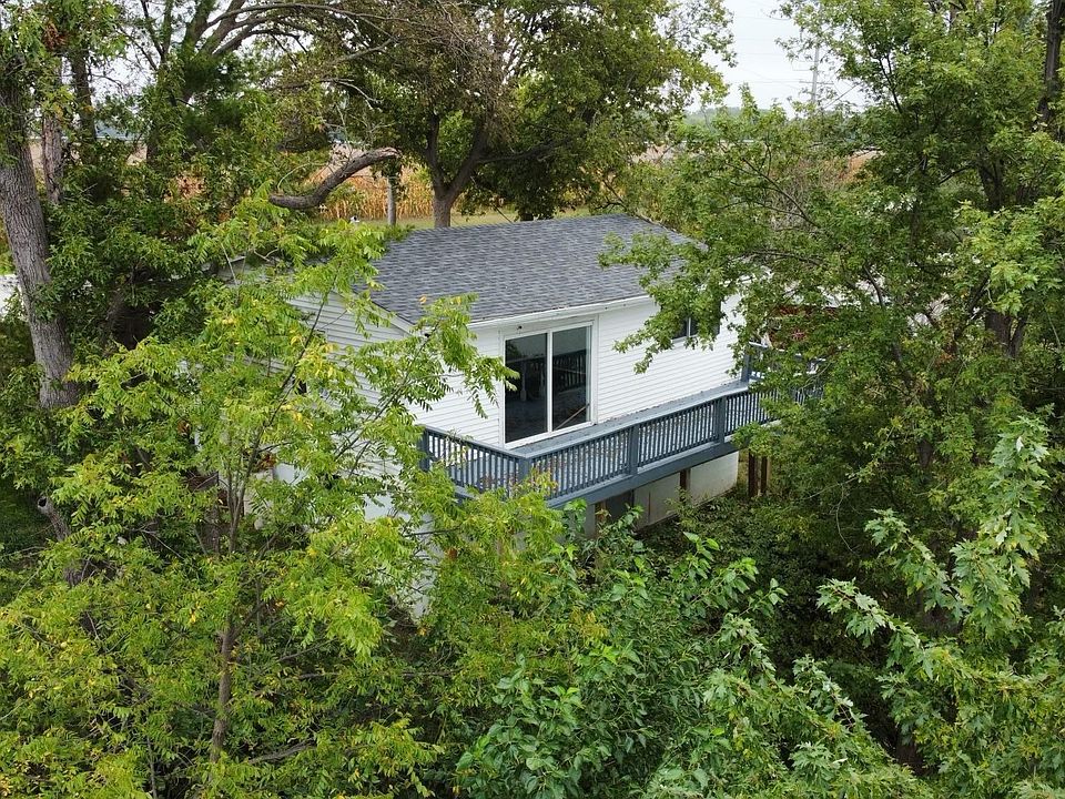 306 76th St, Keithsburg, IL 61442 Zillow