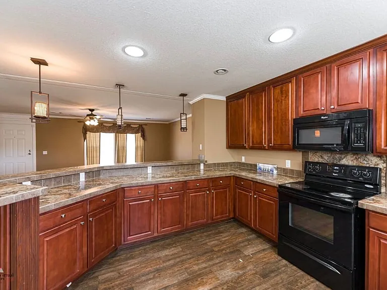 571 Seven Pines Rd — Photo 18
