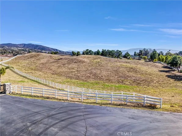 36335 Via Burgandy #9, Temecula, CA 92592