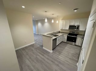 192 Erie Blvd #607, Schenectady, NY 12305