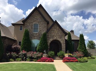 3698 E Breakstone Dr, Fayetteville, AR 72764