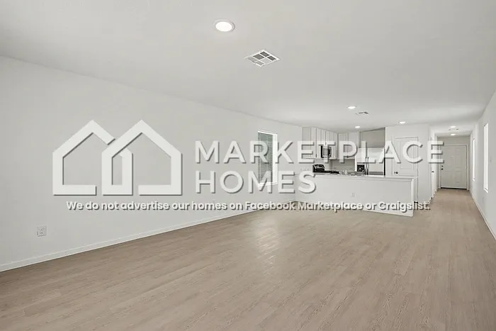 4 bed, 2.5 bath, 1535 sqft, $1,475 — Photo 3