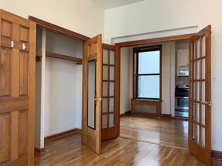 274 W 19th St #4N — Photo 2