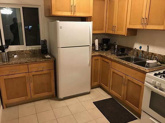 2nd image of 4747 S Centinela Ave #15