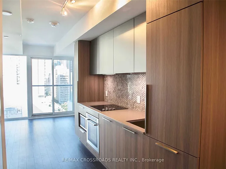 85 Wood St #1605 — Photo 13