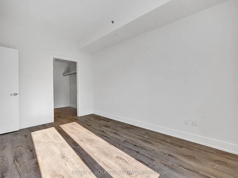280 Crichton St #108 — Photo 25