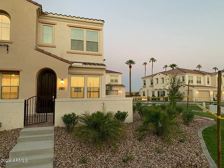 4077 S Sabrina Dr #47 — Photo 2