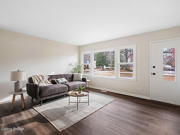 3rd image of 2721 Klondike Ln