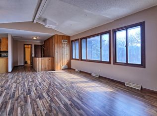 1523 S Timber Rdg, Fridley, MN 55432