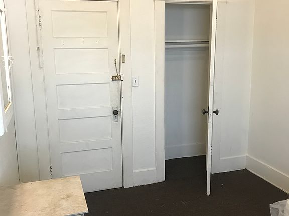 3rd image of 510 1/2 W Whittier Blvd #2