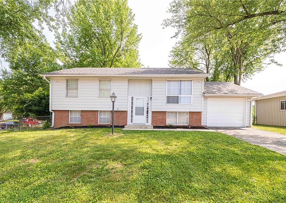 1st image of 4708 Schoolside Ln