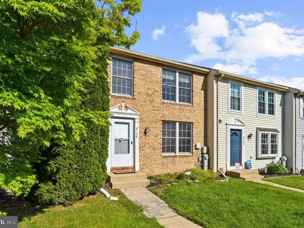 8164 Hazy Dawn Ct, Pasadena, MD 21122