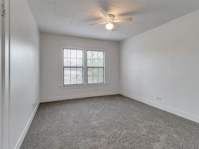 912 S Armstrong Street 731 W — Photo 13