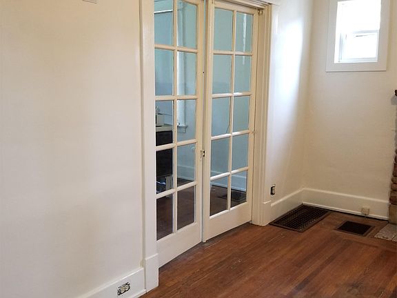 4th image of 4314 Decoursey Ave #1