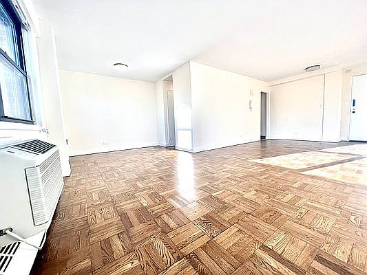 1st image of 420 E 79th St APT 17E