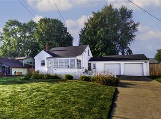 590 Geneva Ave, Struthers, OH 44471