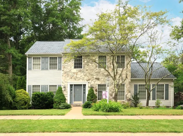 244 Leawood Ln, State College, PA 16803