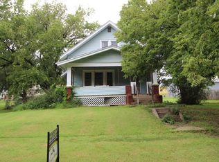 219 S Tell St, Enterprise, KS 67441