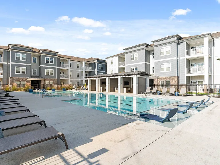 Vintage Hunters Crossing Apartments — Photo 40
