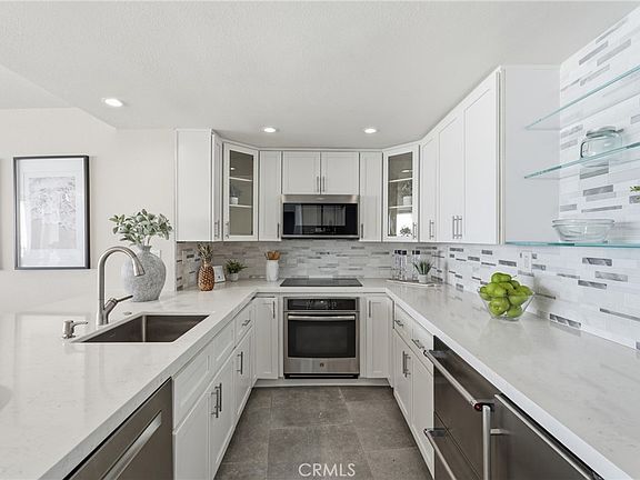3rd image of 700 E Ocean Blvd Unit 2305
