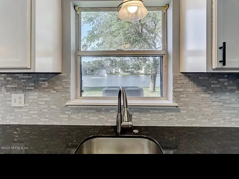 4043 Broad Creek Ln — Photo 11