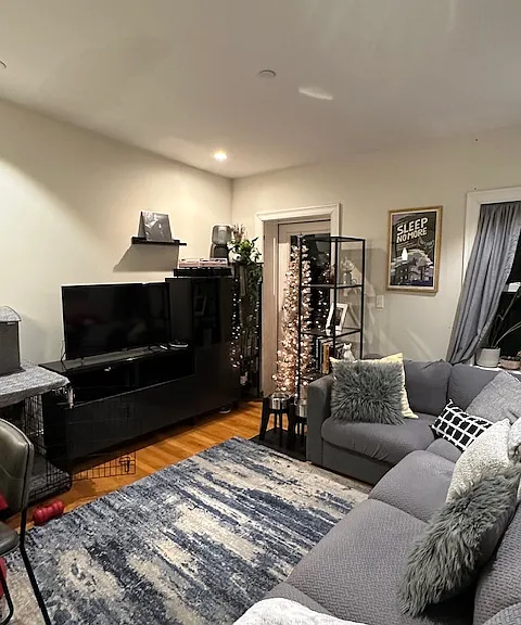 53 Fort Ave #A — Photo 7