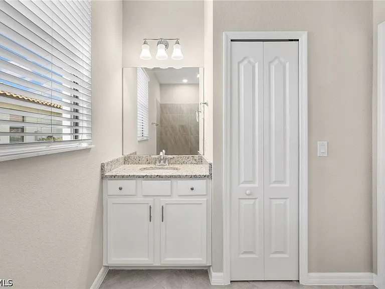 11884 Arbor Trace Dr — Photo 16