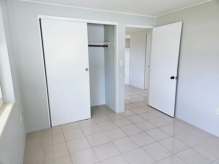 900 Nantucket Rd — Photo 10