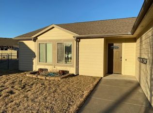 2704 Maise Cir, Manhattan, KS 66502