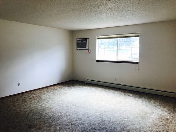 2nd image of 603 Washington St APT 4