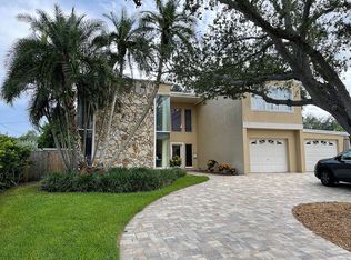 515 Rafael Blvd NE, Saint Petersburg, FL 33704