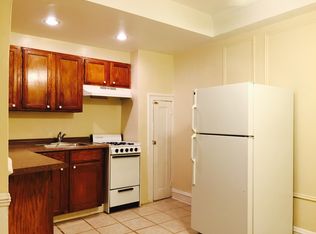 2322 Commonwealth Ave, North Chicago, IL 60064