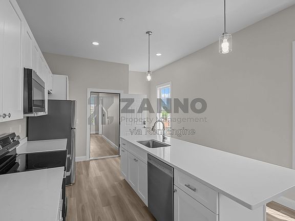 5th image of 500 Main St #3F