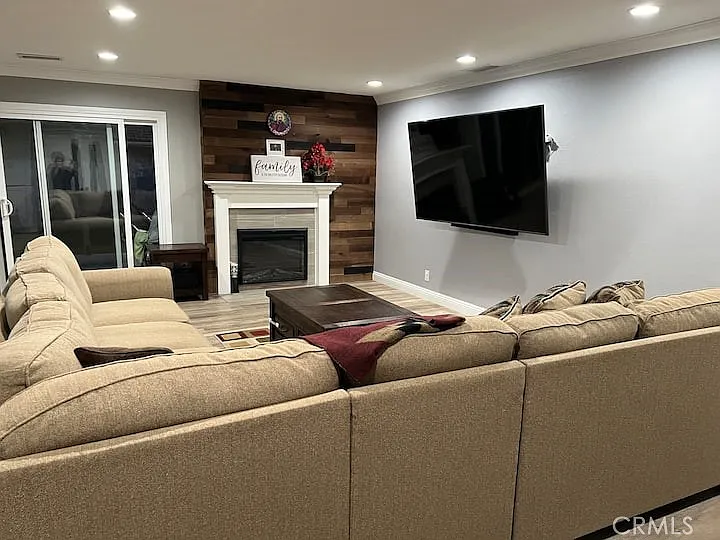 5382 Marietta Ave — Photo 25