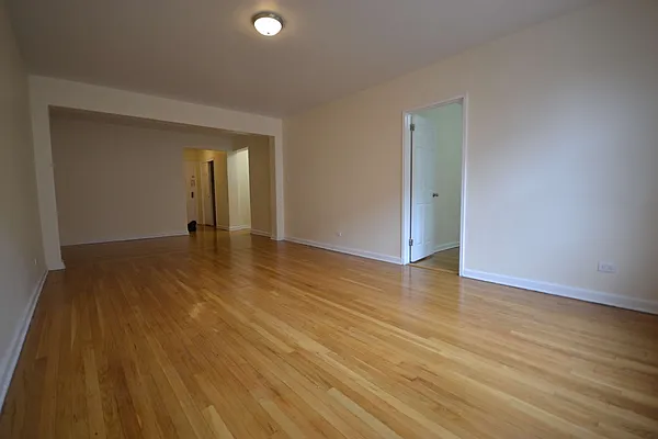 Rented by Silverstein Collection LLC  | media 2