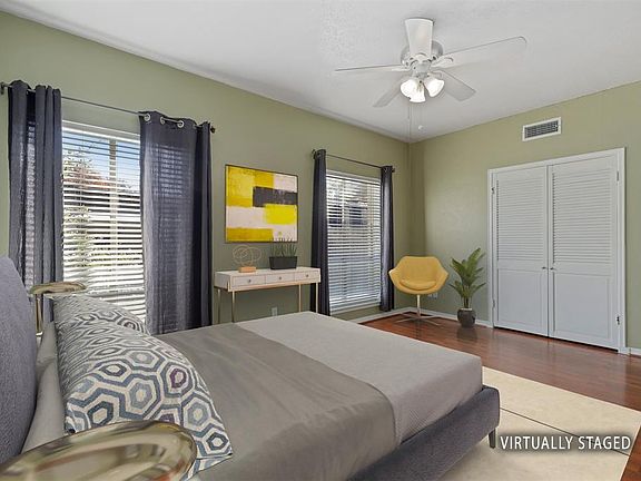 3rd image of 4320 Bellaire Dr S APT 209W
