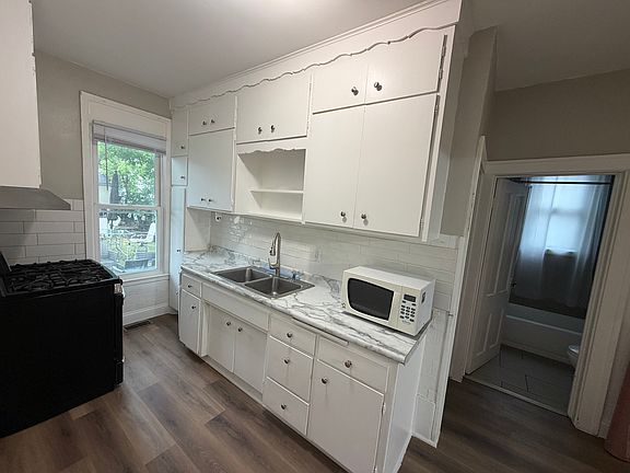 2nd image of 3023 Queen Ave N #1