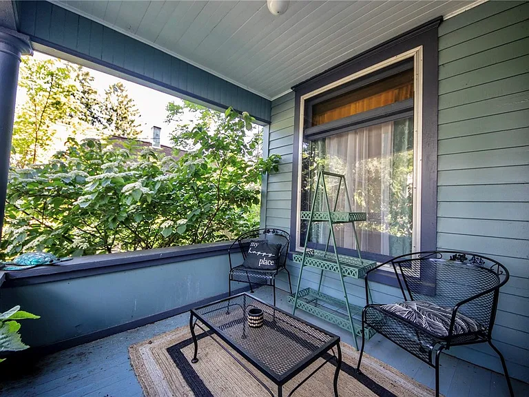 35 Cherry St — Photo 19