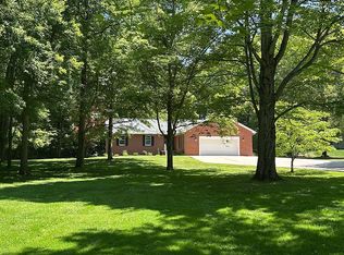 38 Cochran Dr, New Castle, PA 16105