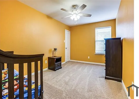 117 Aaron St — Photo 12