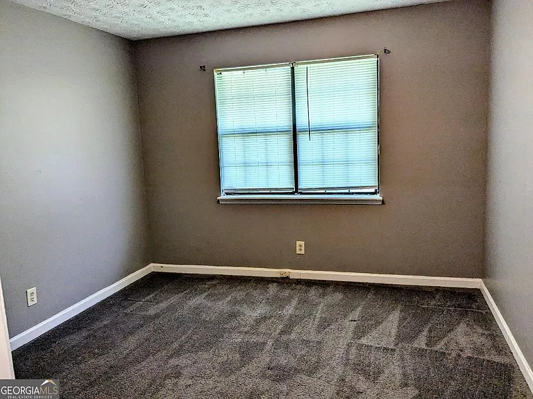 5695 Liberty Rd — Photo 7