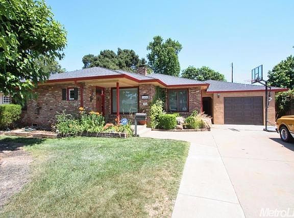 2nd image of 1404 La Sierra Dr