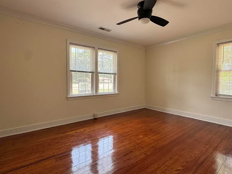 933 S Live Oak Dr — Photo 12