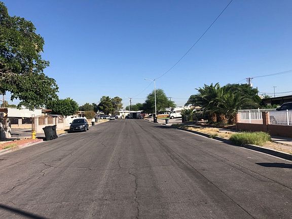 5th image of 2704 Howard Dr