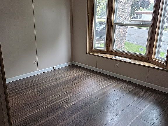 4th image of 3400 10th St Lot 82